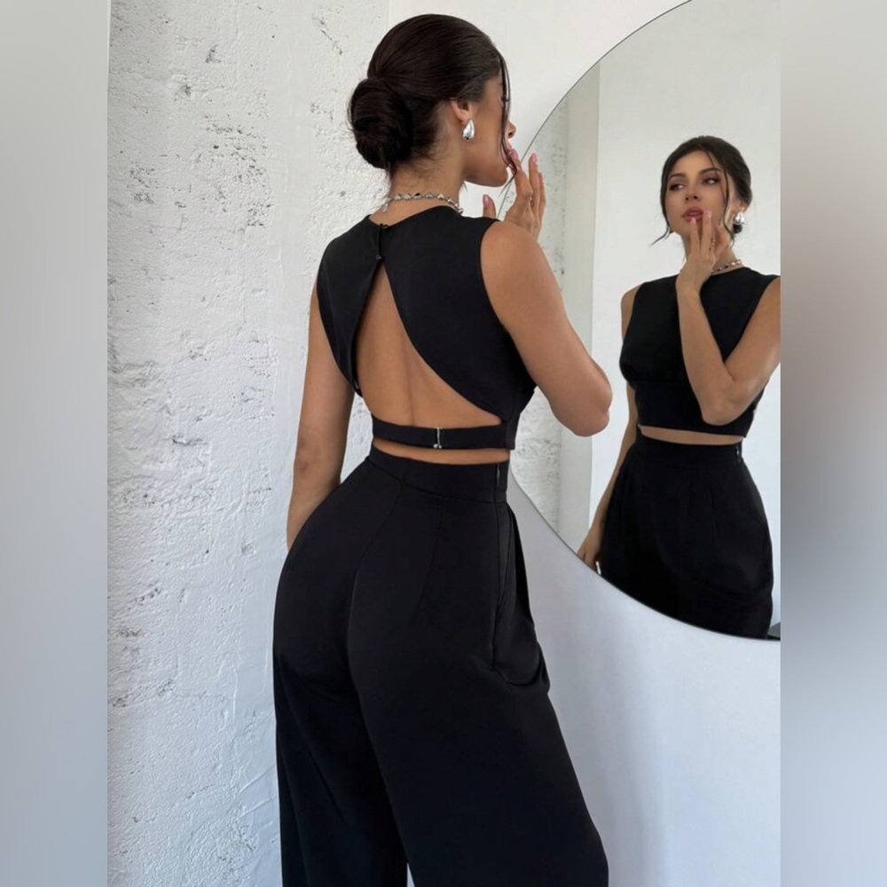 Elegant Black Top